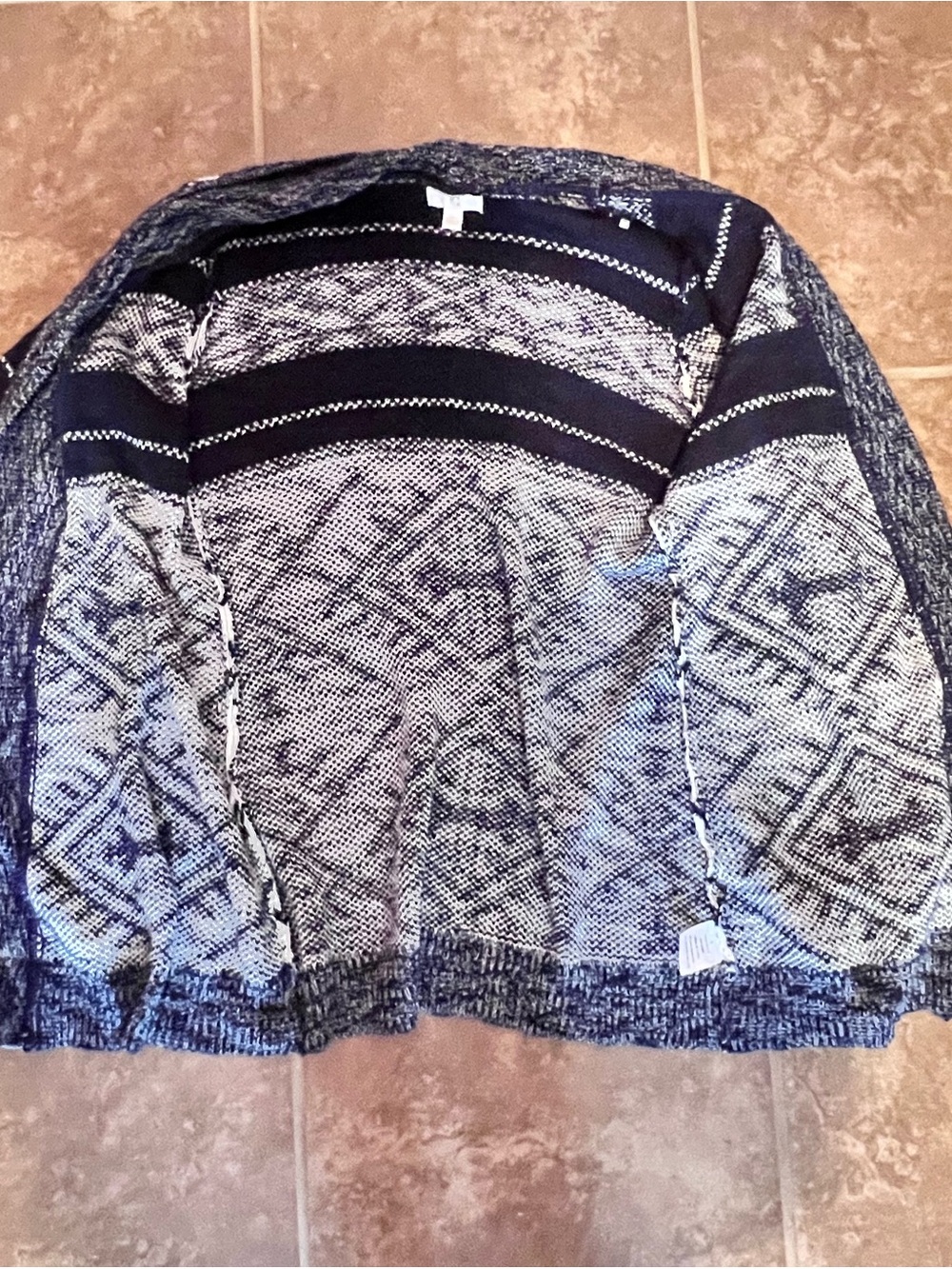C Open-Front Aztec Cardigan Sweater - Black & White - Picture 3 of 4